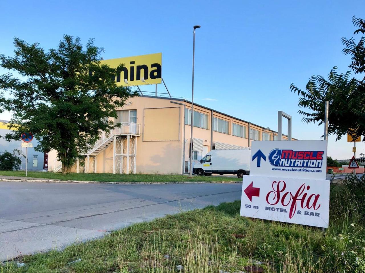 Motel Sofia Sezana Exterior photo